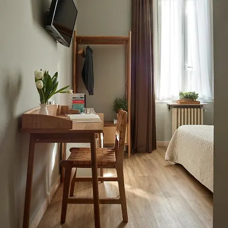 My Way Nocleg ze śniadaniem